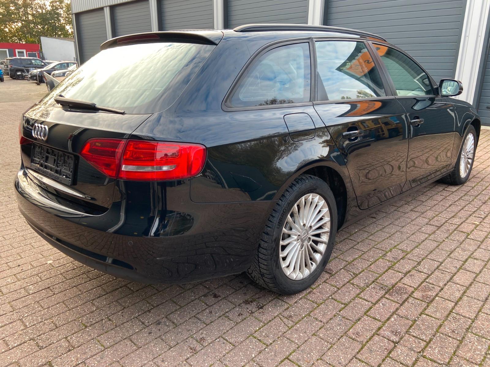 Audi A4 2014 — interior