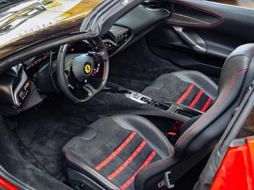 2022 Ferrari SF90 照片 9