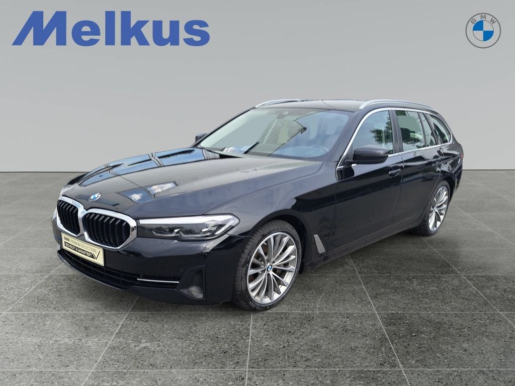 Image of BMW 530