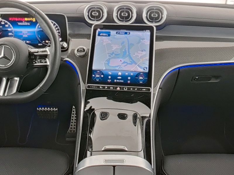 Fahrzeugabbildung Mercedes-Benz GLC 400 e 4M AMG AHK+Pano+FahrassPak+360°+Memory