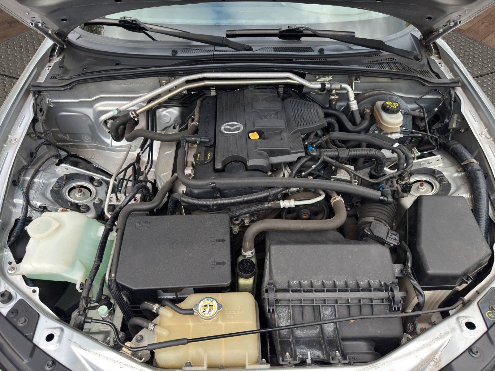 Fahrzeugabbildung Mazda MX-5 1.8 Energy CABRIO/TÜV AU NEU/SERVICE NEU
