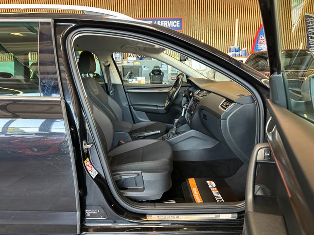 MYAUTOCENTER – Gebraucht- und Jahreswagen mit Werkstattservice in Pfaffenhofen Skoda Octavia Combi Scout 4x4 *TÜV Neu*TOP Zustand*