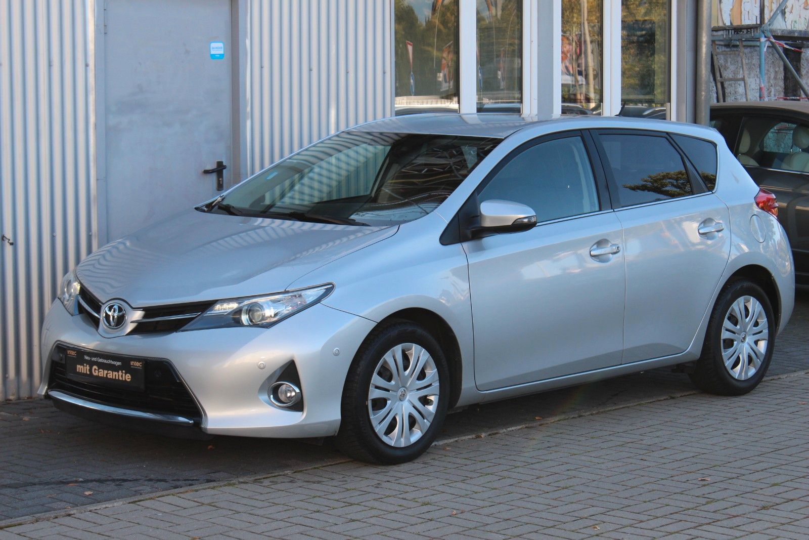 Toyota Auris 1.6i Edition