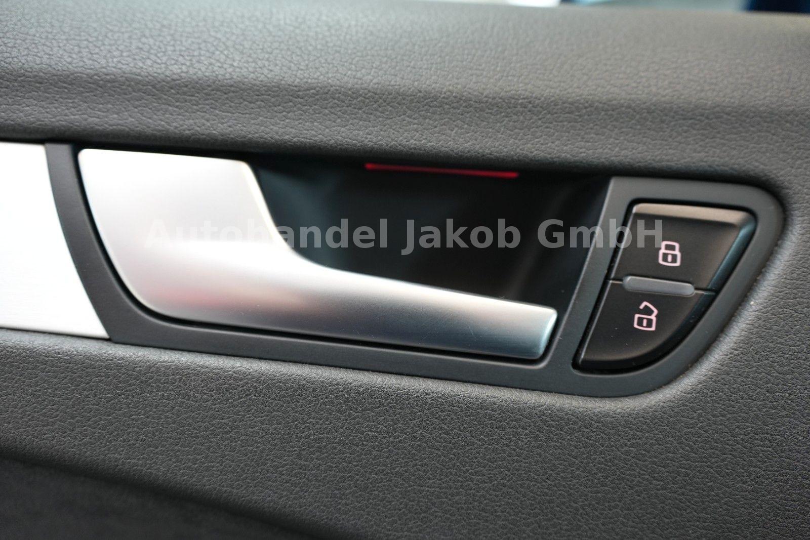 Audi A4 / Quattro / 3x S-LIne / Audi Exclusive / TOP!