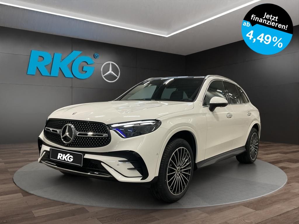 Mercedes-Benz GLC 300 — hlavná fotografia