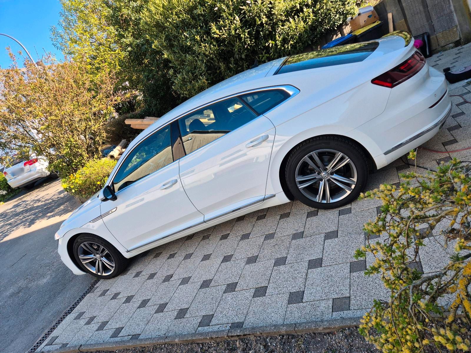 VW VW Arteon R-Line | Unfallfrei | Scheckheft...