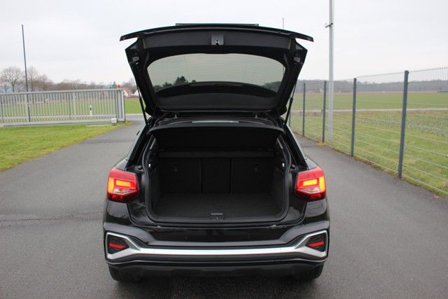 Q2 35 TFSI S line S-tronic AHK Navi