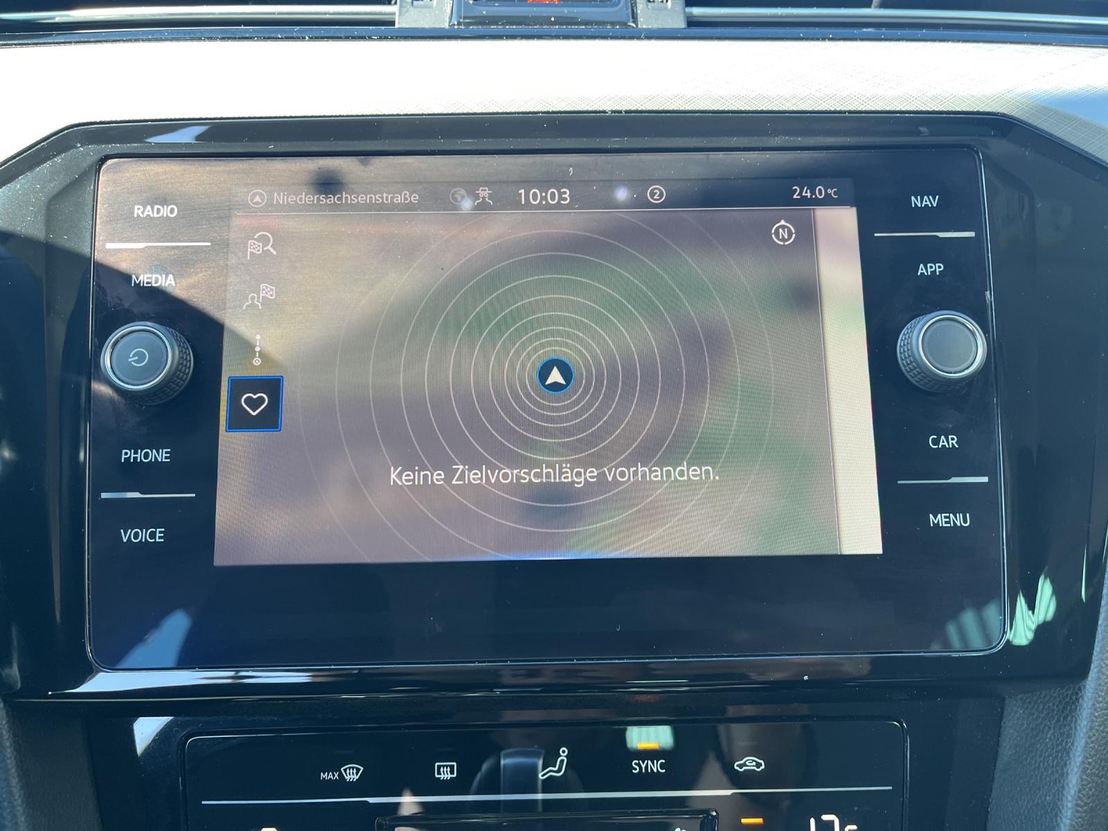 Volkswagen Passat 1.5 TSI DSG Business AHK Navi LE, миниатюра 11