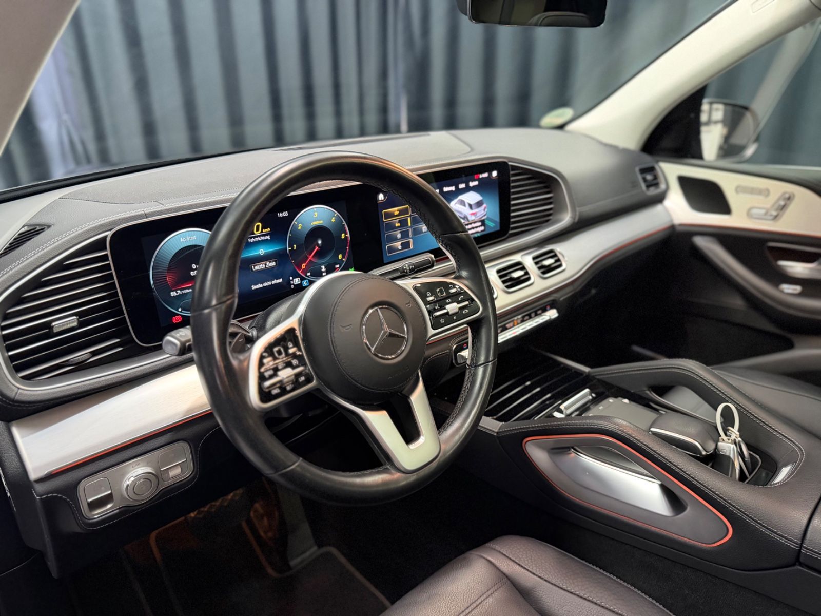 Fahrzeugabbildung Mercedes-Benz GLE 350 d 4Matic |AMG-LINE|AHK|PANO