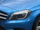 Mercedes-Benz A 180 BlueEfficiency Urban Navi+SHZ+Kam.+KlimaA - Mercedes-Benz A-Klasse: Blau