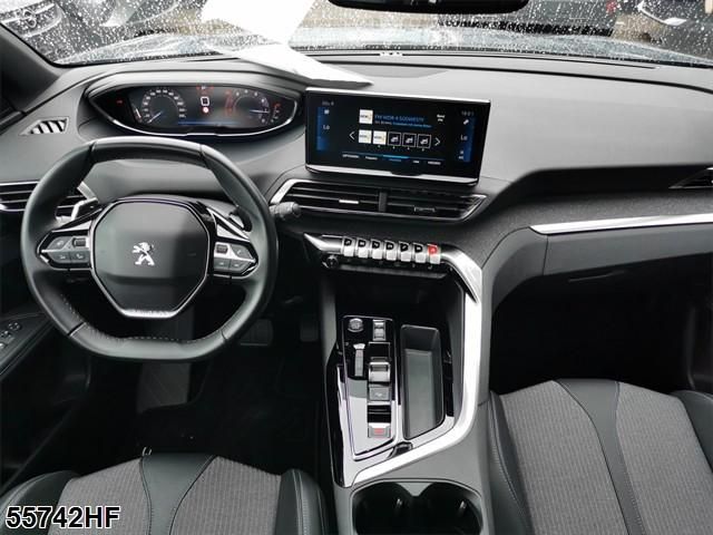 Fahrzeugabbildung Peugeot 3008 1.2 PureTech 130, GT