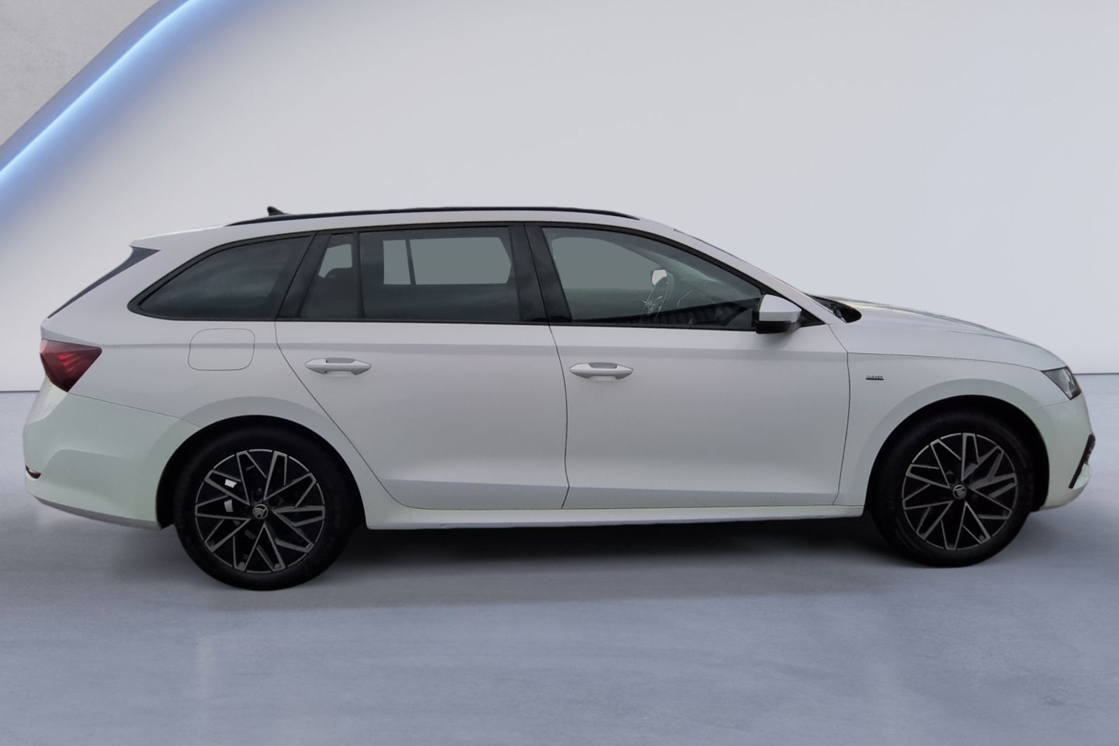 Octavia Combi 2.0 TDI DSG Clever PANO+KAMERA