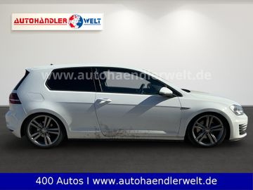 Volkswagen Golf - 4