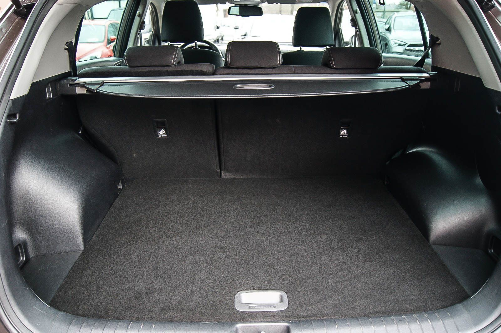 Fahrzeugabbildung Kia Sportage 1.6 GDI Dream Team 2WD NAVI KAMERA 4SHZ