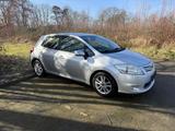 Toyota Auris 1,4-l-D-4D / AUTOMATIK / EURO 5 - Toyota Auris in Aachen