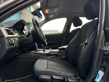 BMW 318 - 12
