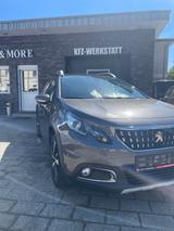 Peugeot 2008 Allure/Automatik/Pano/Carplay - Peugeot 2008 in Bremen