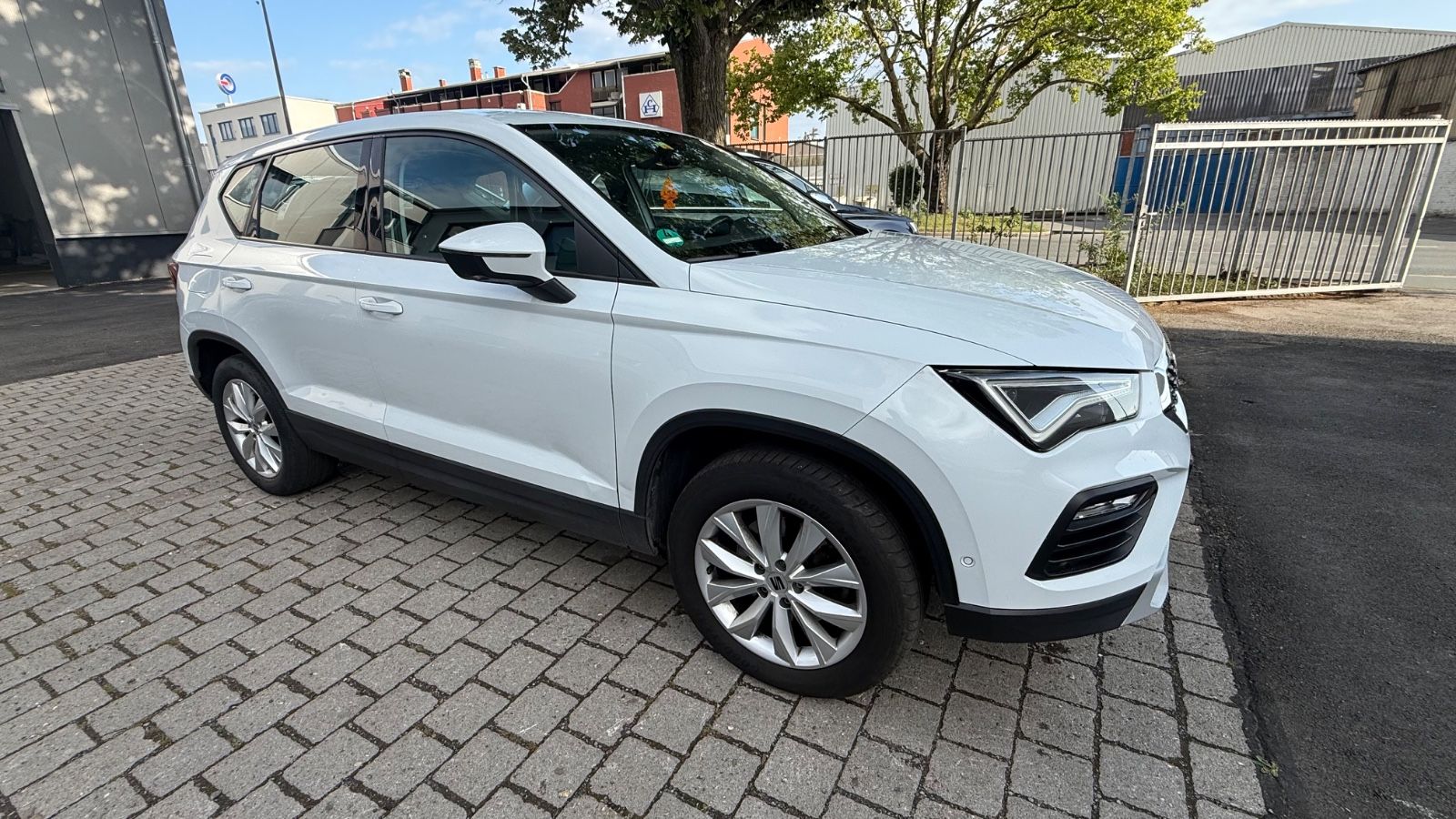 Fahrzeugabbildung SEAT Ateca Style 4Drive