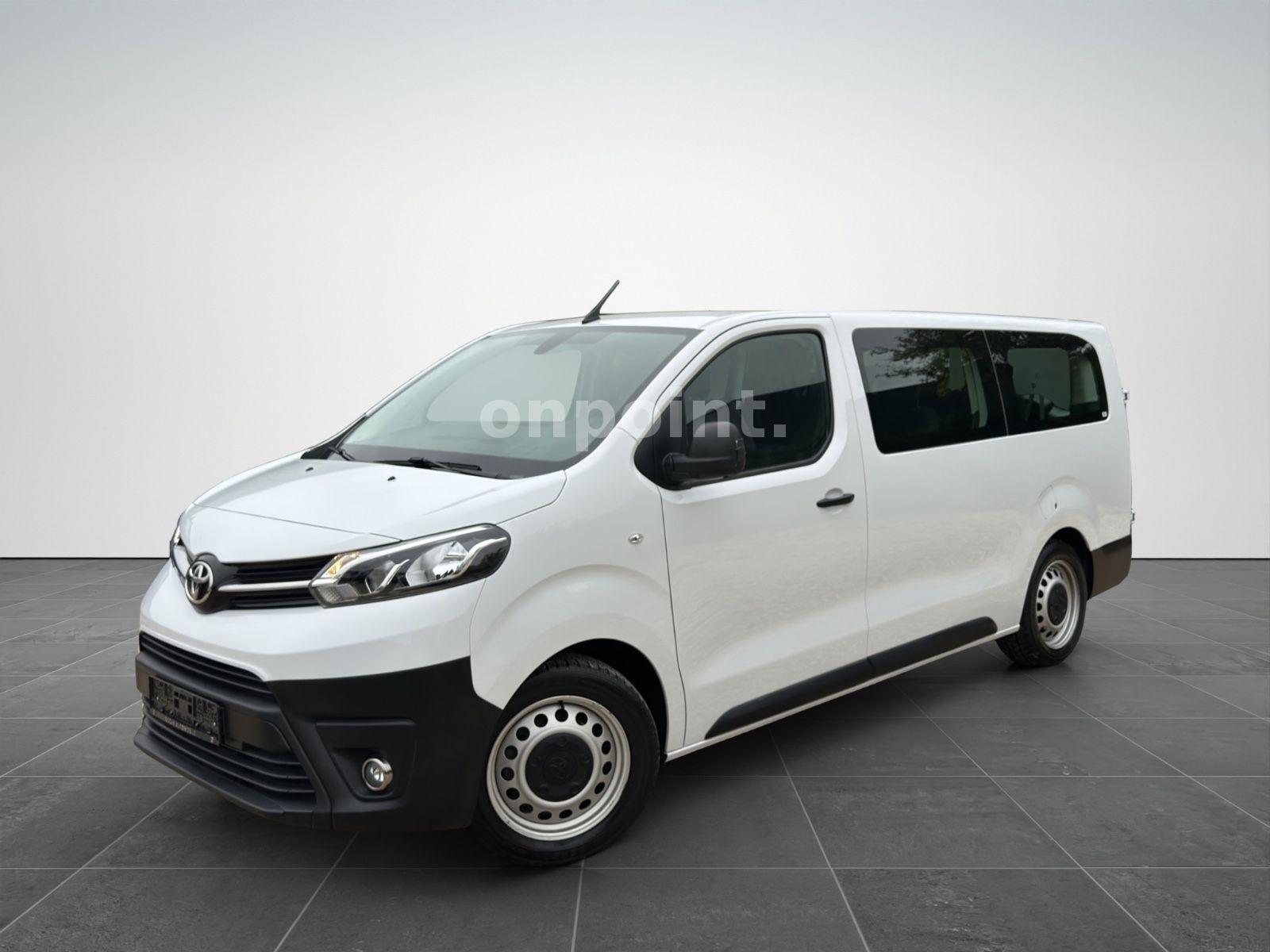 Toyota Proace (Verso) 2,0-l-D-4D L2 Lang 9 Sitzer Navi
