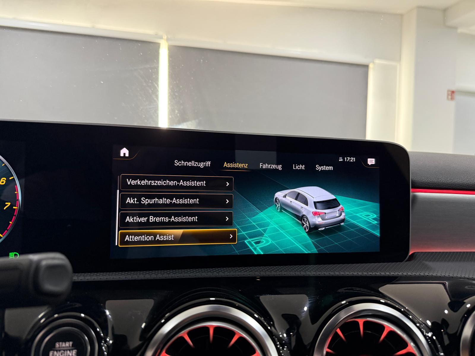 Mercedes-Benz A 250 4M 7G AMG-LINE*WIDE*AMBIENTE*KAMERA*LED*