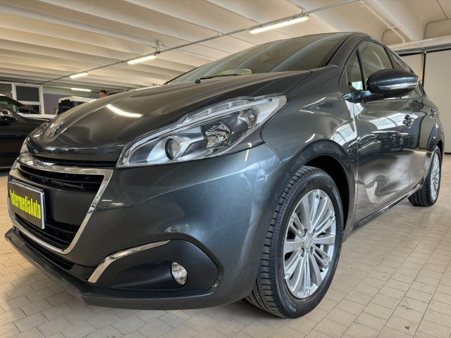 Peugeot PEUGEOT 208 PureTech Allure NEOPATENTATI