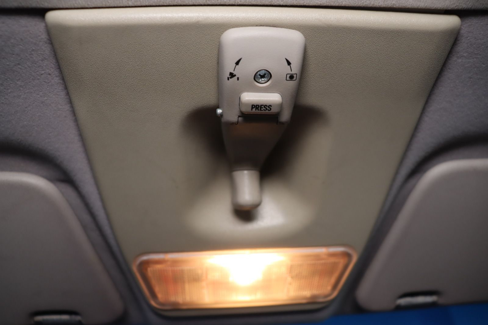 Fahrzeugabbildung Opel Astra 1.4 GL * 1.Hand* wenig Km * HU/AU neu