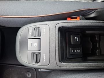 Fiat 500 e Cabrio Batterie Icon KeyLess+LED+Navi+SHZ