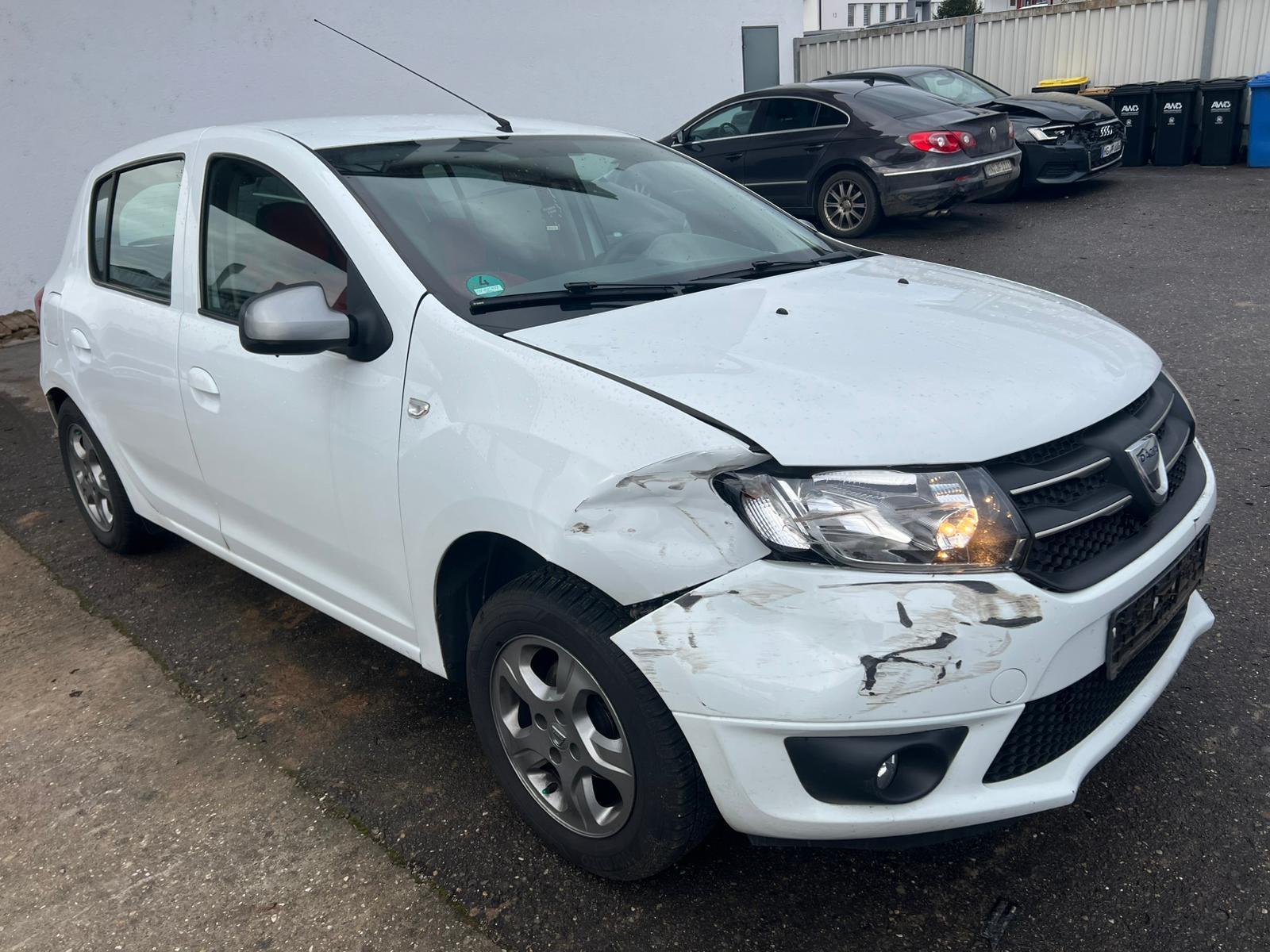 Dacia Sandero II Celebration/Navi/Temp/Klima/Euro6/1Hd