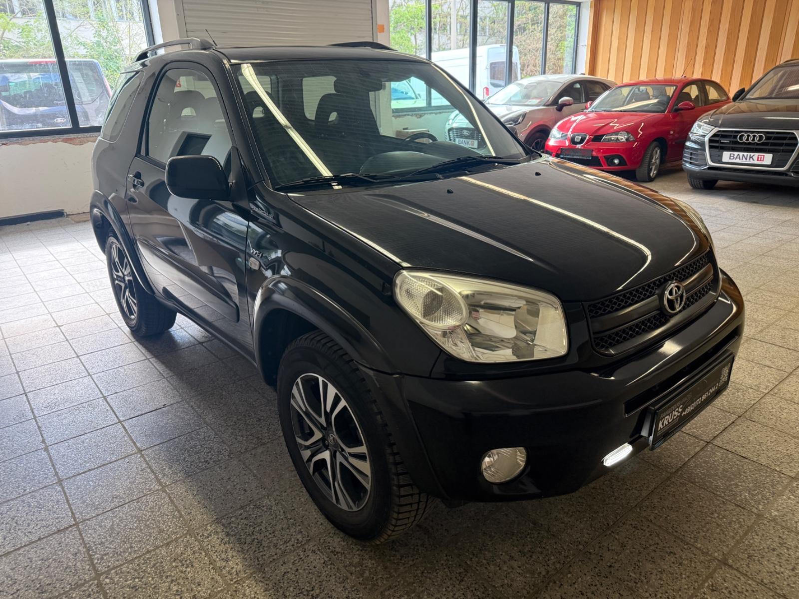 Toyota RAV 4  4X4  2.0 Sol HU NEU