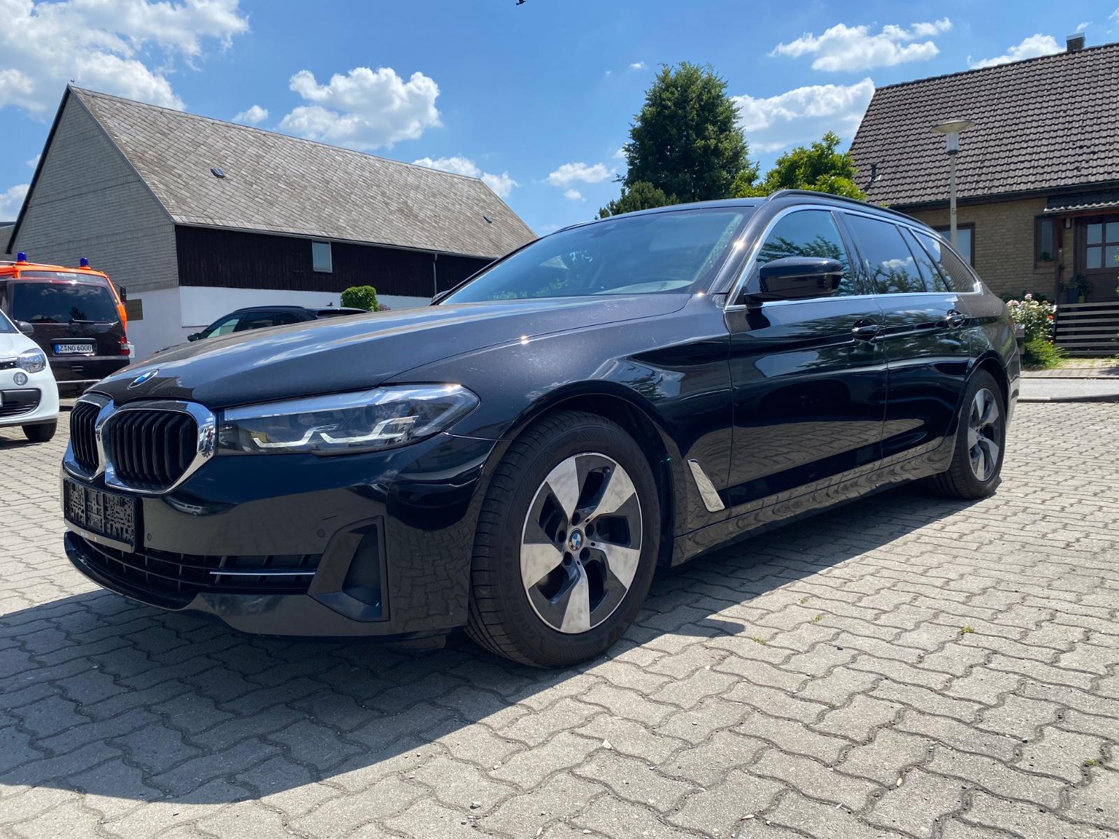 BMW 520d xDrive Harman / Standhzg / digCockp / DDC