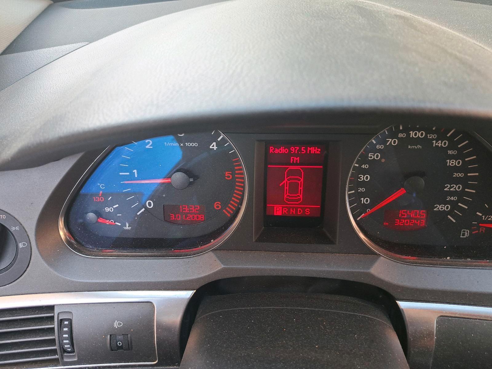 Audi Quattro 2005 — photo 9