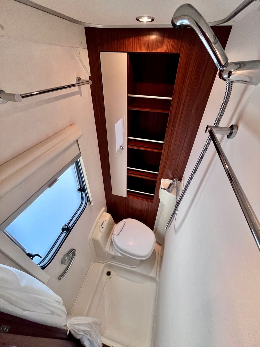 Fahrzeugabbildung HYMER / ERIBA / HYMERCAR Nova S 546 -Kinderbett, Solar, Mover -