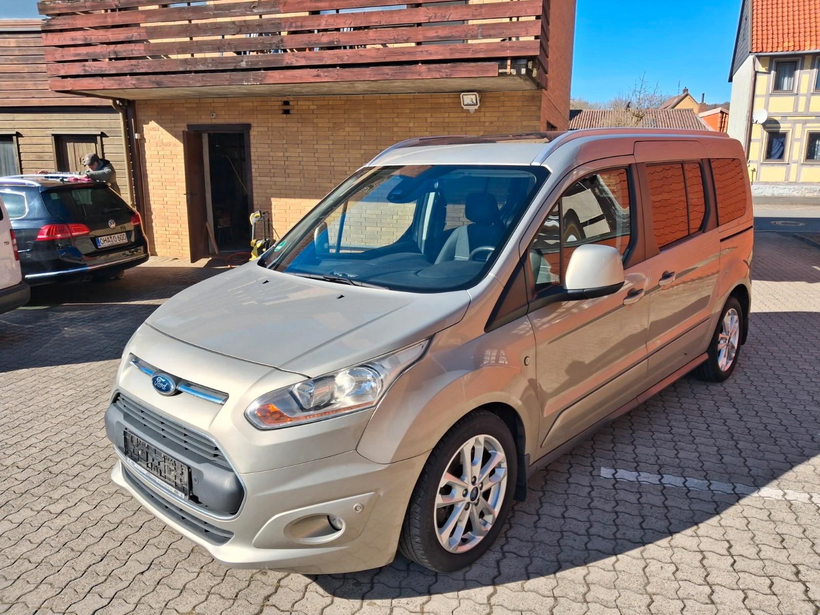 Ford Grand Tourneo Connect Titanium, Pano, 7-sitzer