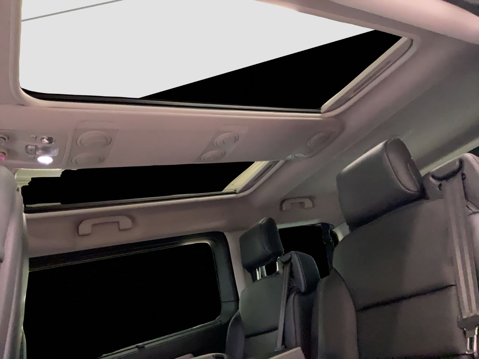 Fahrzeugabbildung Citroën Ulysse L2 2.0  180 PS AT8 LEDER  **TOP**