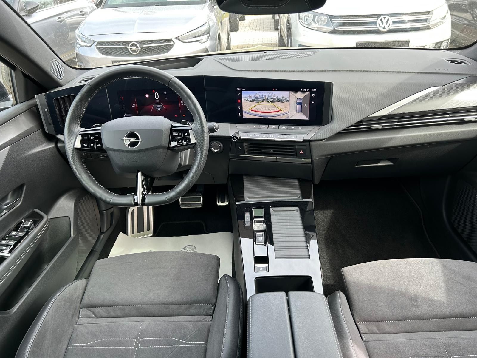 Fahrzeugabbildung Opel Astra Ultimate°Pano°Kamera°LED°Leder°HeadUp°
