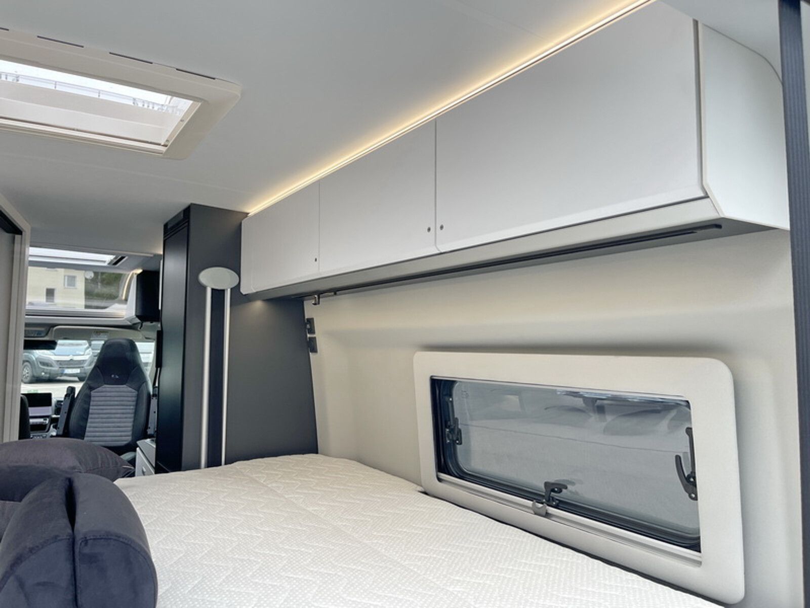 Fahrzeugabbildung Adria Twin Edition 640 SGX Windschutzscheibe beheizt