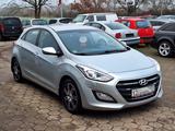 Hyundai i30 blue Passion*1Hand*Garantie*TopZustand* - Hyundai i30 mit Diesel-Antrieb: Automatik