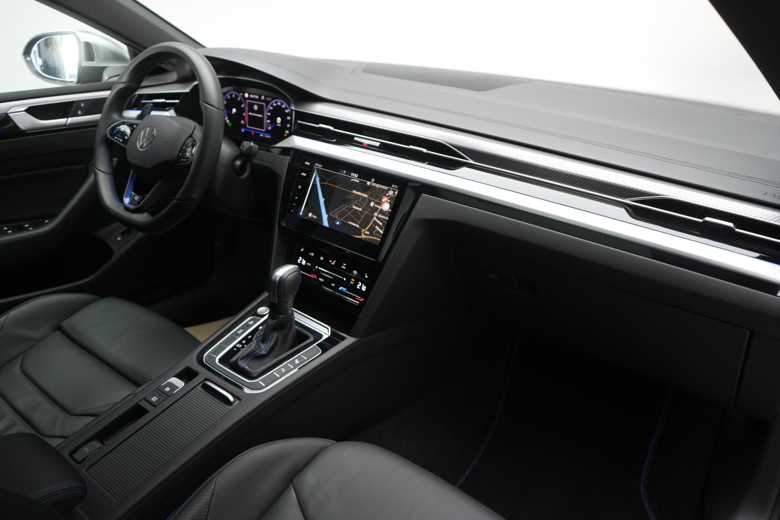 Volkswagen Arteon Shooting Brake R 2.0 TSI 4Motion DSG Lede foto 8