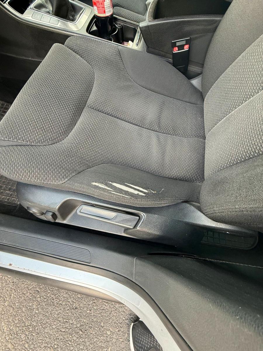 Volkswagen Passat 2007 — салон