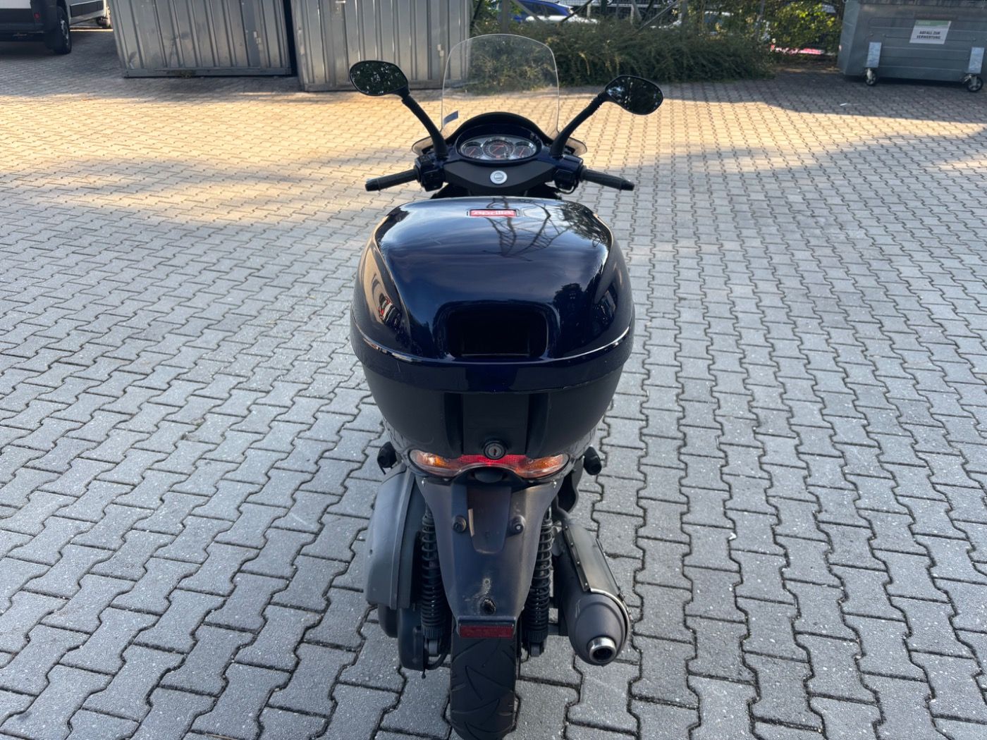 Fahrzeugabbildung Aprilia Leonardo 300