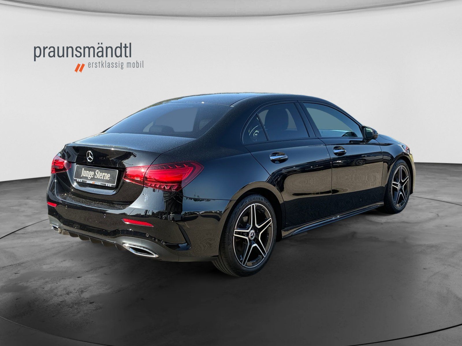 Mercedes-Benz A 180 AMG Night Limousine Totw MBUX Kamera Sound foto 3