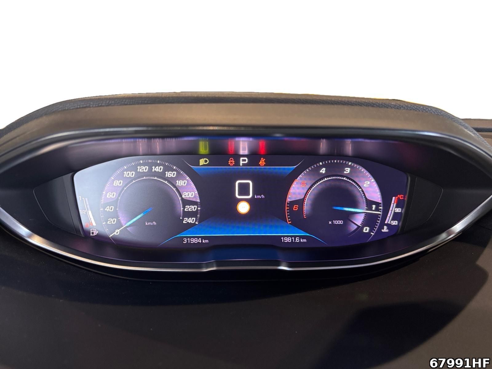 Fahrzeugabbildung Peugeot 3008 Allure Pack +ALLWETTER+CARPLAY+SHZ+LED+