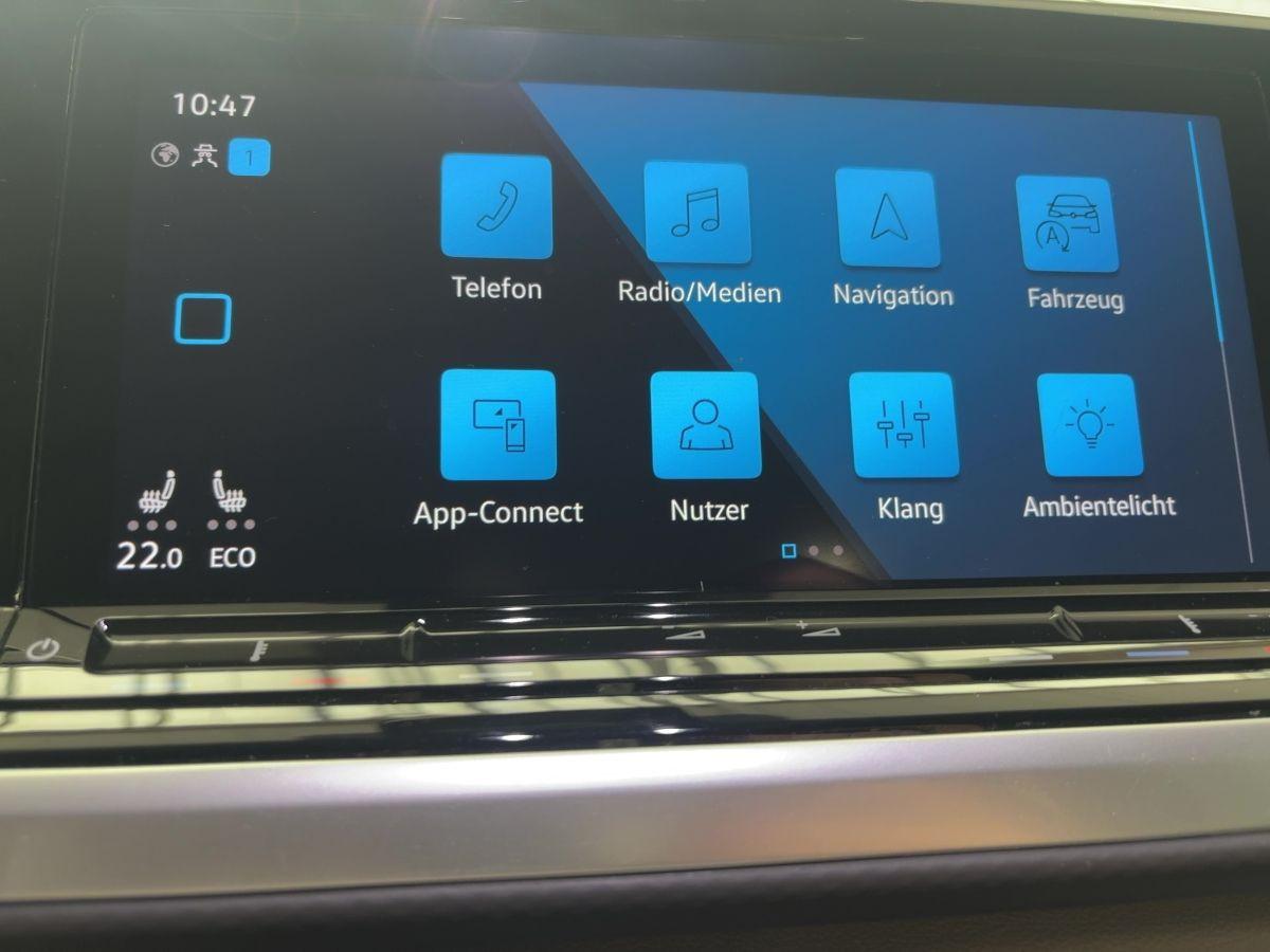 Volkswagen T7 Multivan 1,4 TSI Hybrid DSG "Life" Navi PDC S