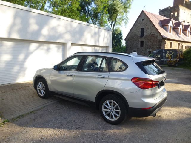 BMW X1 sDrive18d Advantage 