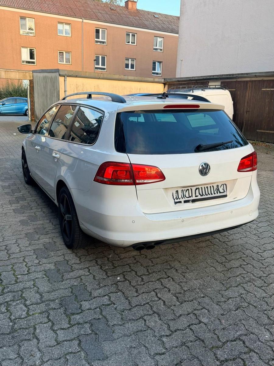 Volkswagen Passat 2011 — engine 170 HP (125kW)