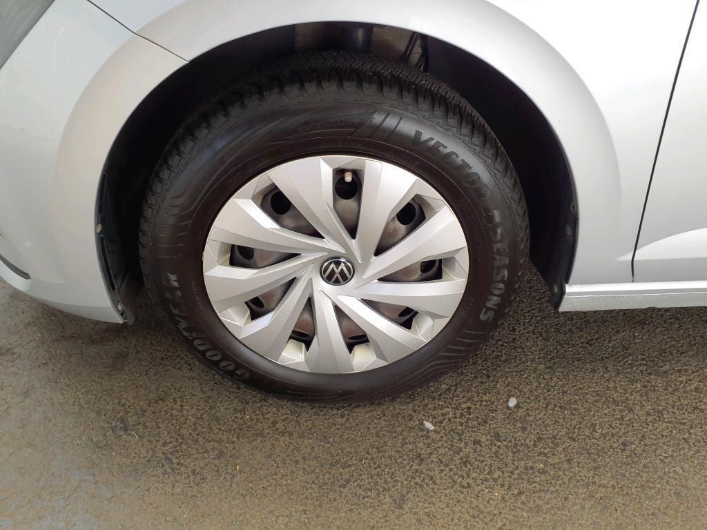 Volkswagen Polo Comfortline 1.0 MPI Klima*Nav*PDC*RFK