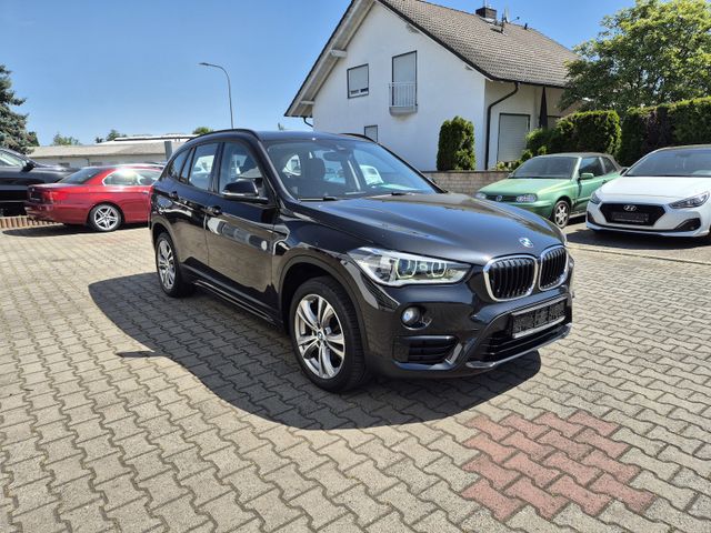 BMW X1 xDrive 18 d Panoramadach, LED, Navigation