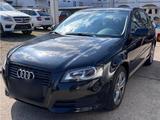 Audi A3 8P 1.4 TFSI Sportback - Audi A3 mit Benzin-Antrieb: Kleinwagen, 1.8