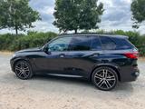 BMW X5 xDrive40i Laser M-SportP HUD StandHZG Pano - BMW X5 Gebrauchtwagen in Wiesbaden