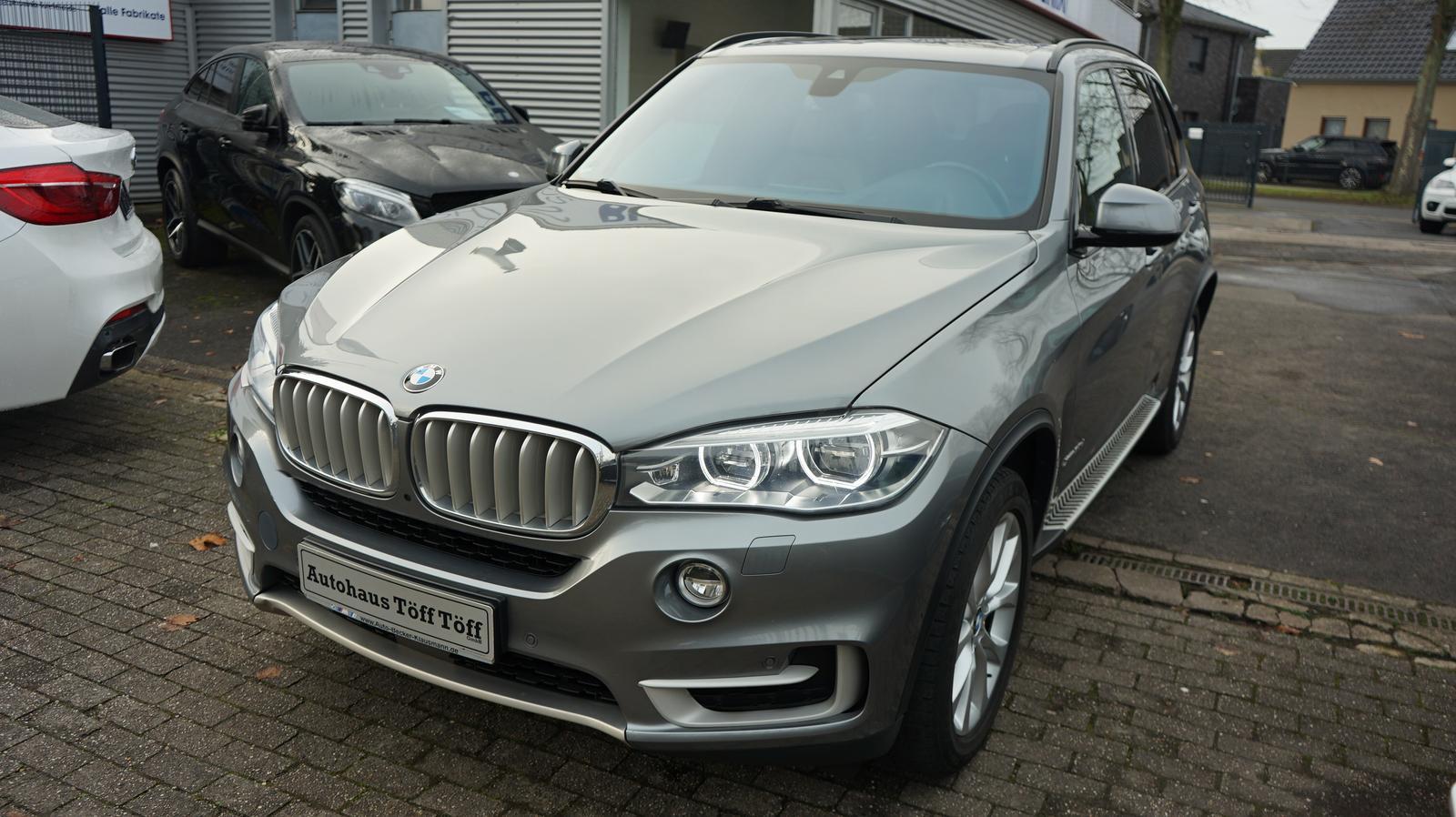 BMW X5 xDrive 30 d -AHK-Pano-Standh-7 Sitzer-HUD-H&K